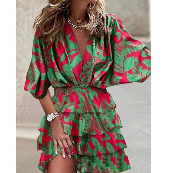 Boho Floral Print Batwing Sleeve Ruffle Tiered Mini Dress - Picture 5 of 7
